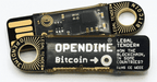 Zwei Opendime-Sticks nebeneinander, einer zeigt die Platine, einer den Aufdruck