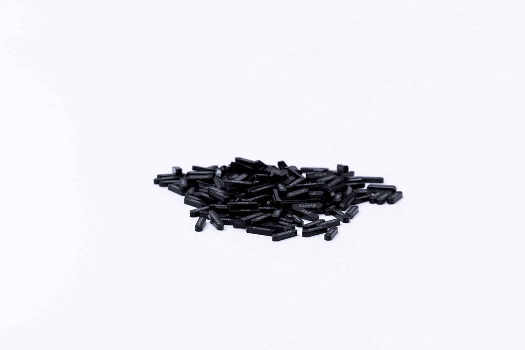 SeedSticks Set with 1024 double-engraved acrylic sticks and handcrafted fabric pouch for secure Bitcoin seed generation